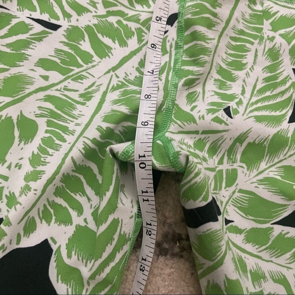 ALO yoga leggings medium - Picture 9 of 10